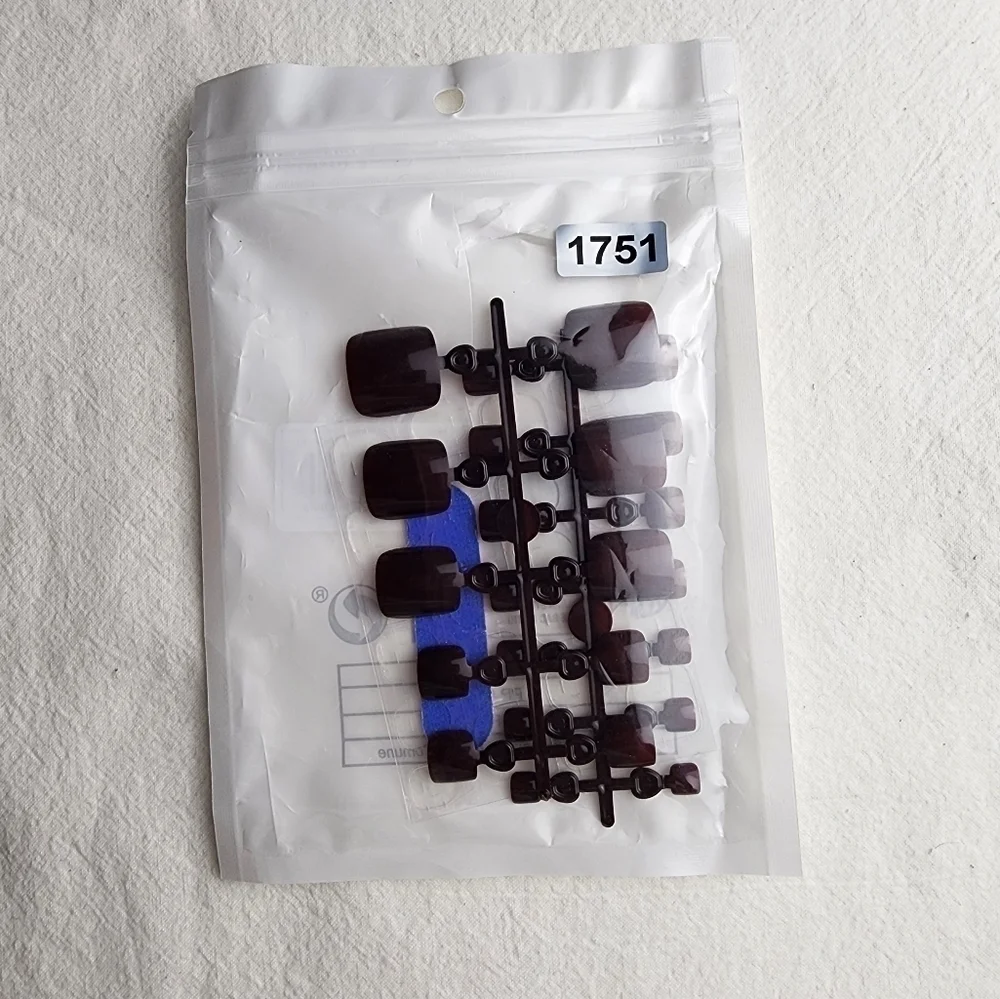 24 Pieces Fake Toe press on nails